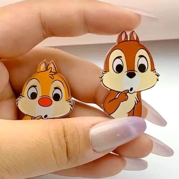 Disney Parks Pins 2pk Chip n Dale Rescue Rangers Chipmunks Collectable Souvenir - Picture 2 of 3